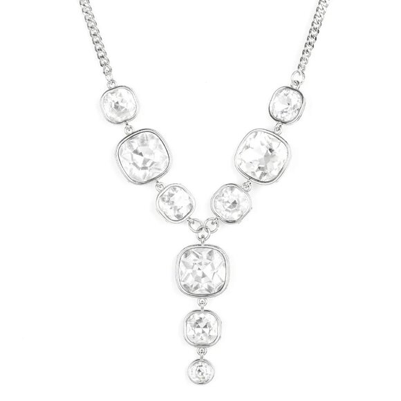 Paparazzi Jewelry Accessories - Legendary Luster - White Necklace - Vintage - Picture 5 of 6